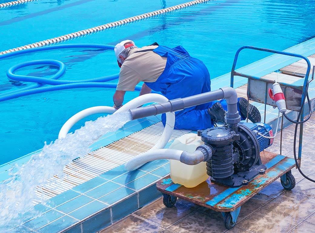 swimming pool cleaning